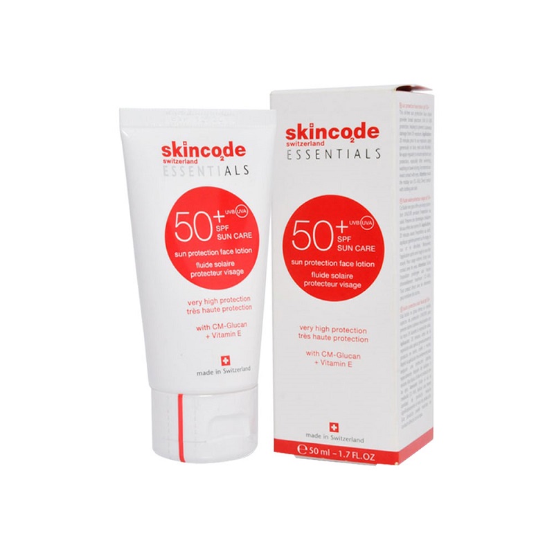 لوسیون ضد آفتاب بی‌رنگ فاقد چربی +SPF50 اسکین کد حجم 50 میلی